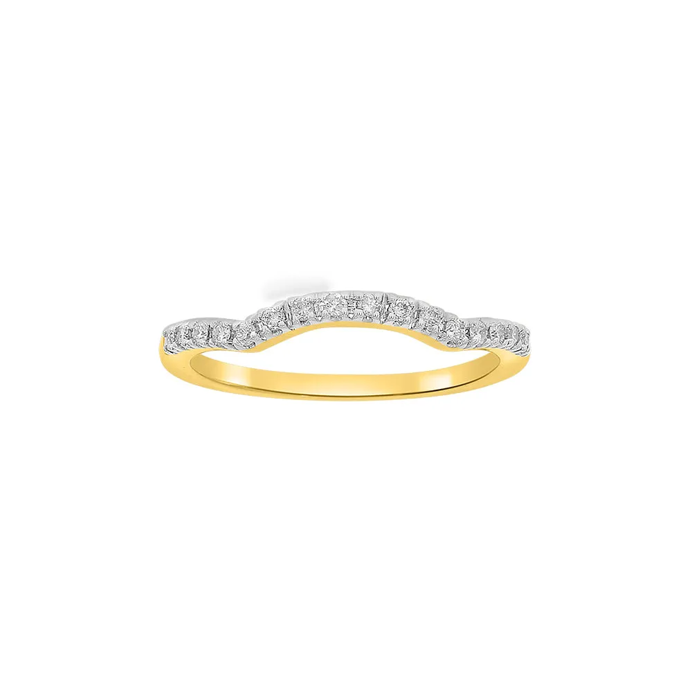 9ct Yellow Gold Curved Diamond Ring with 16 Brilliant Diamonds