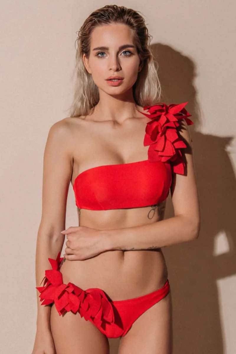 Asymmetric 3D Petal Design Striking One Shoulder Bikini