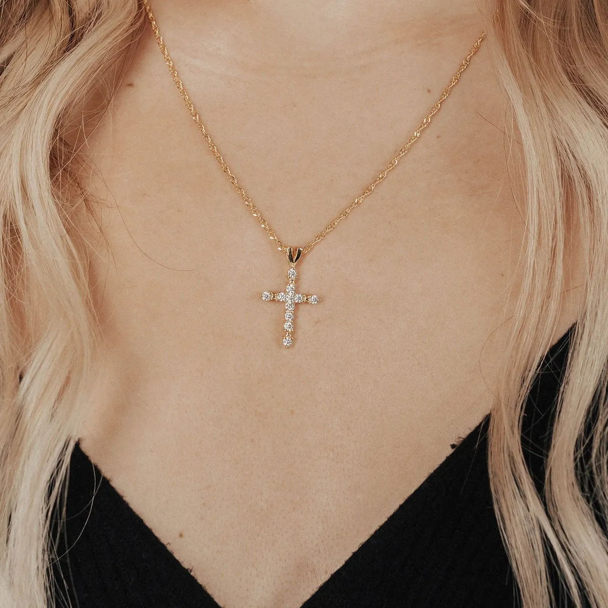 Brilliant CZ Cross (Gold)