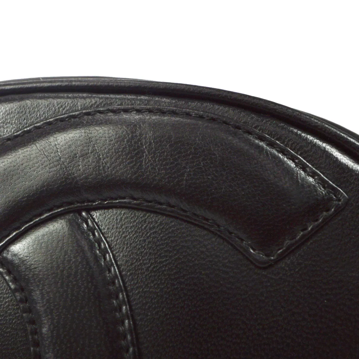 CHANEL 1989-1991 Oval Shoulder Bag Black Lambskin 48526