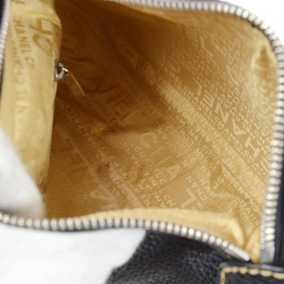 CHANEL 2001-2003 Black Caviar Hobo Bag 01826