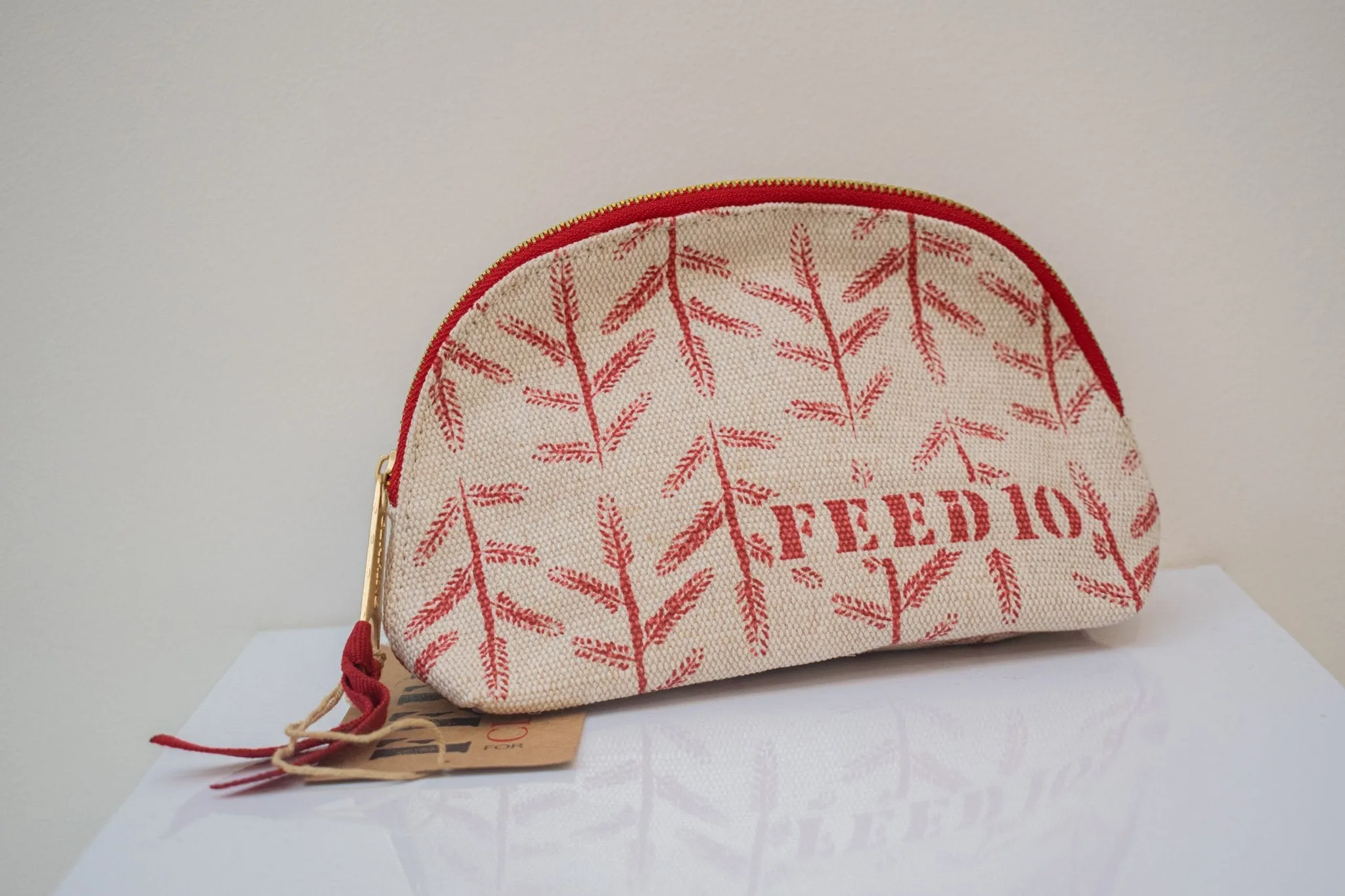 Cosmetics bag