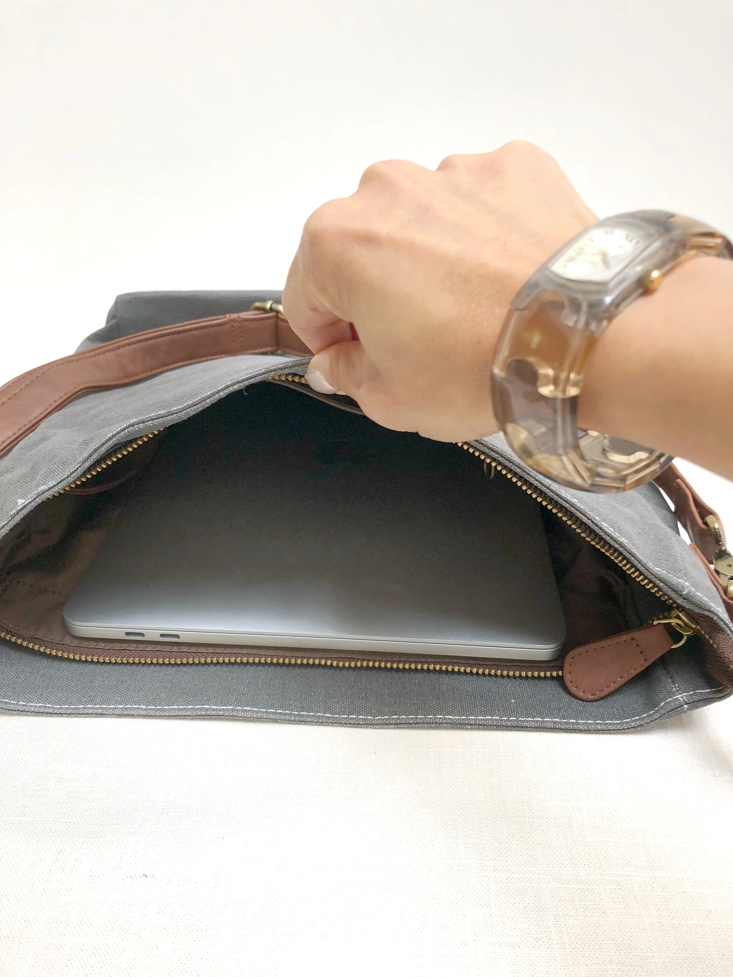 Crossbody Bag - Belvedere