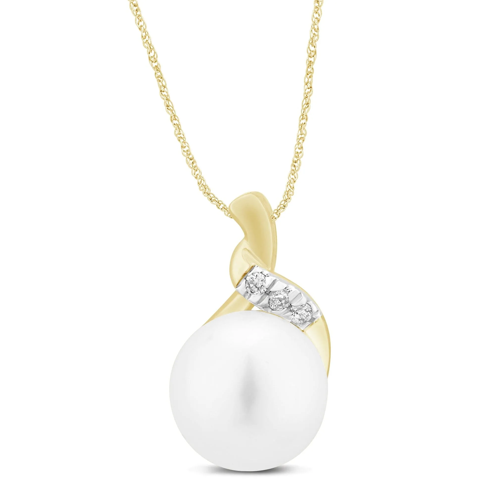 Diamond Set Round Fresh Water Pearl Necklace with Diamonds in 9ct Yellow Gold