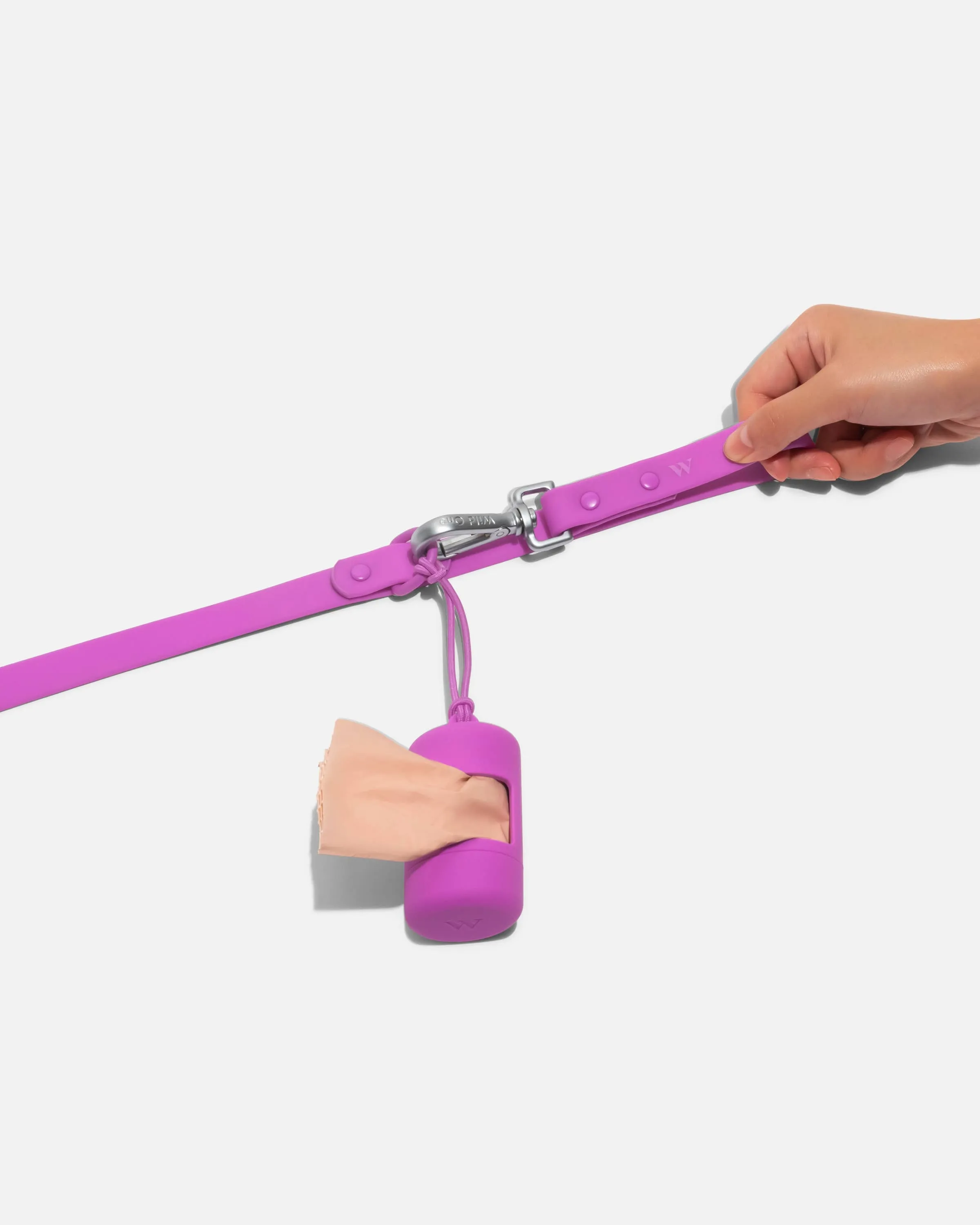 Dog Poop Bag Dispenser Carrier: Navy
