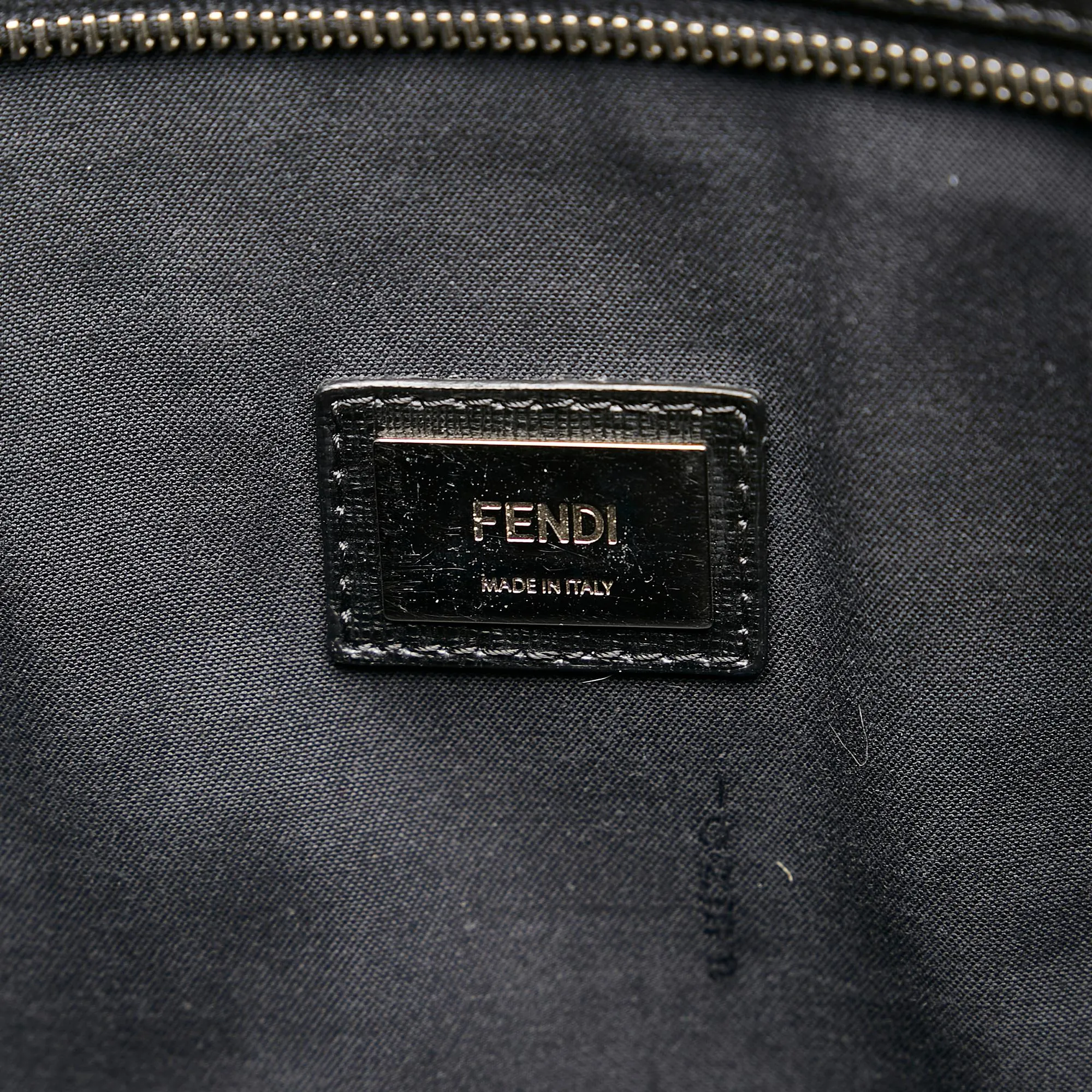 Fendi Medium Monster Roll Leather Tote Bag (SHG-txIAlj)