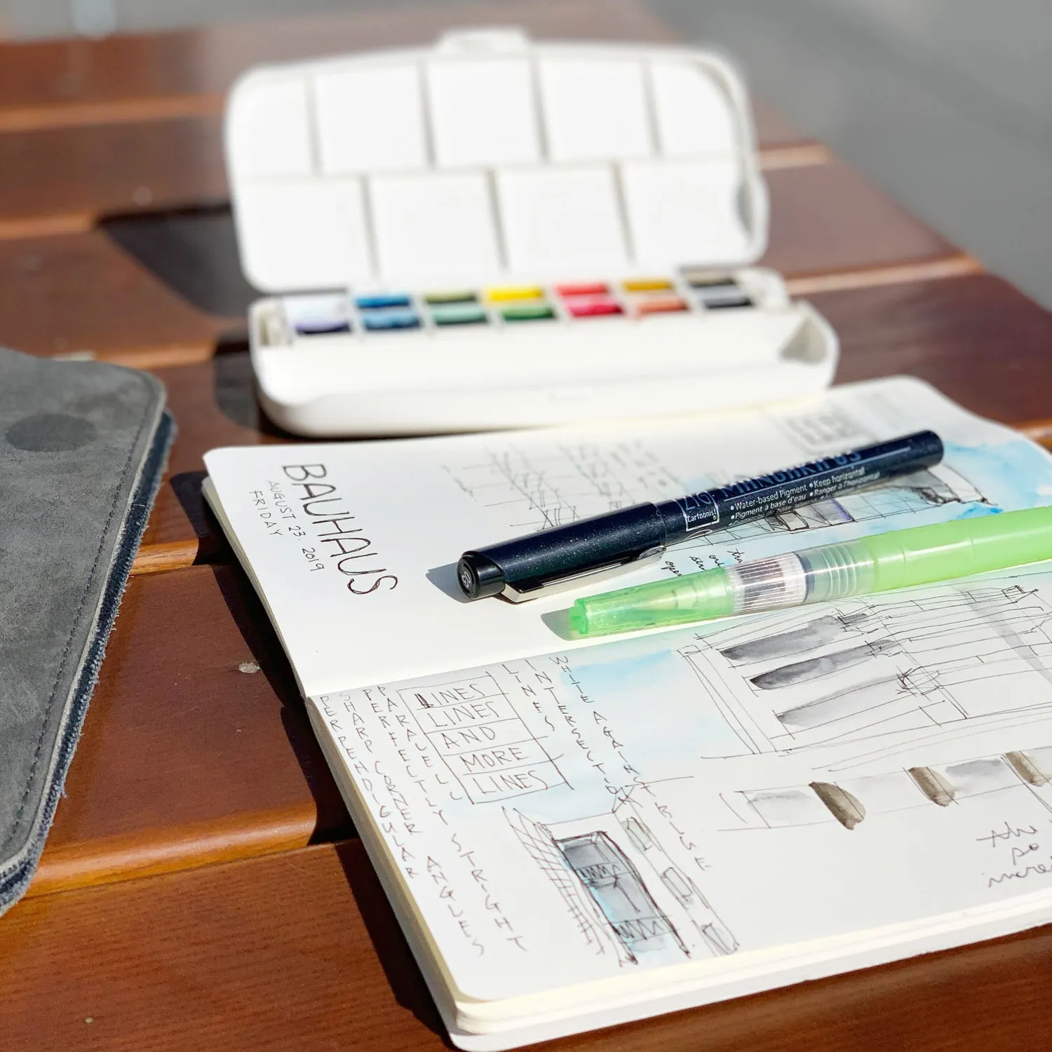 [Kuretake] Gansai Tambi Watercolor Travel Kit // 14 colors