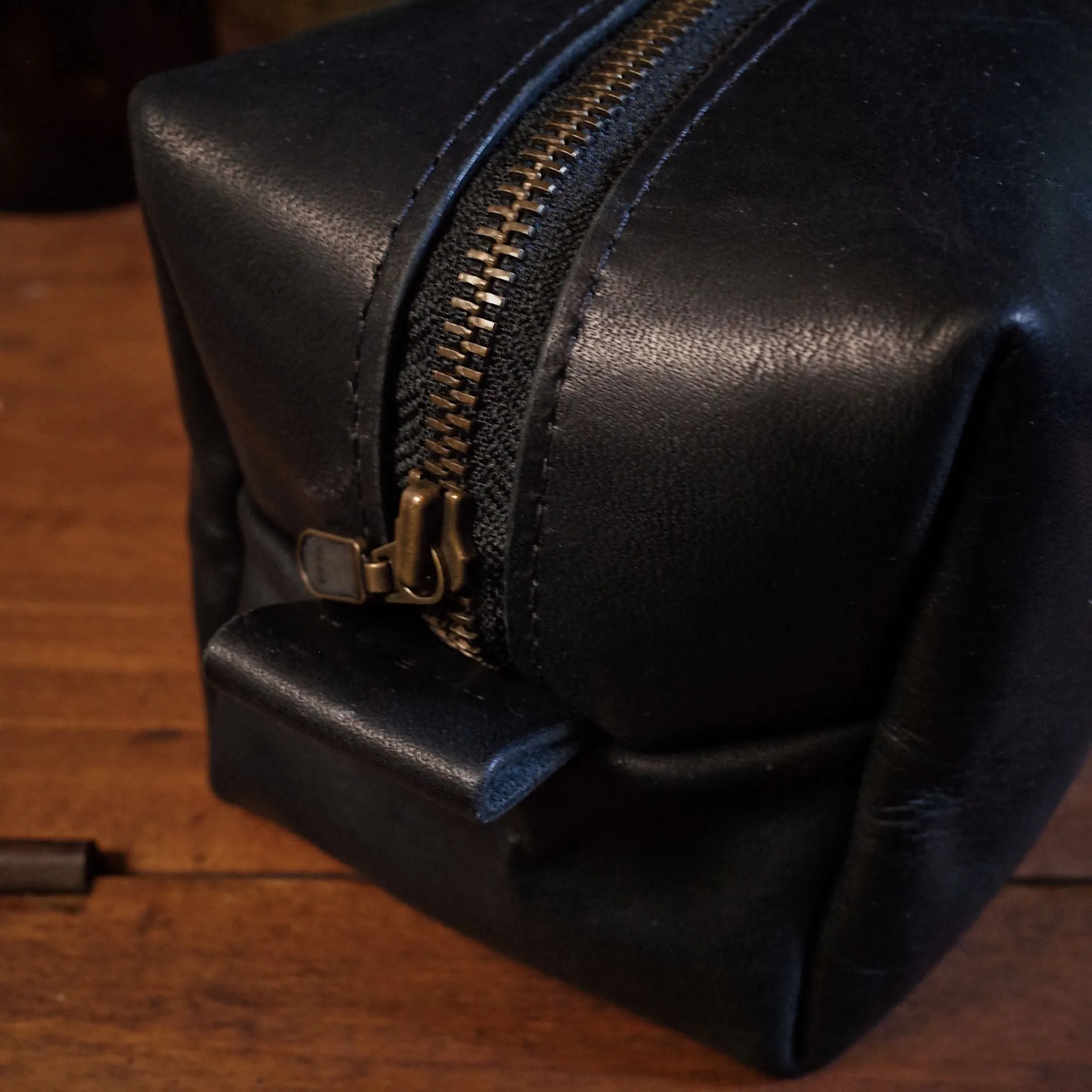Leather Toiletry Bag – Black Edition