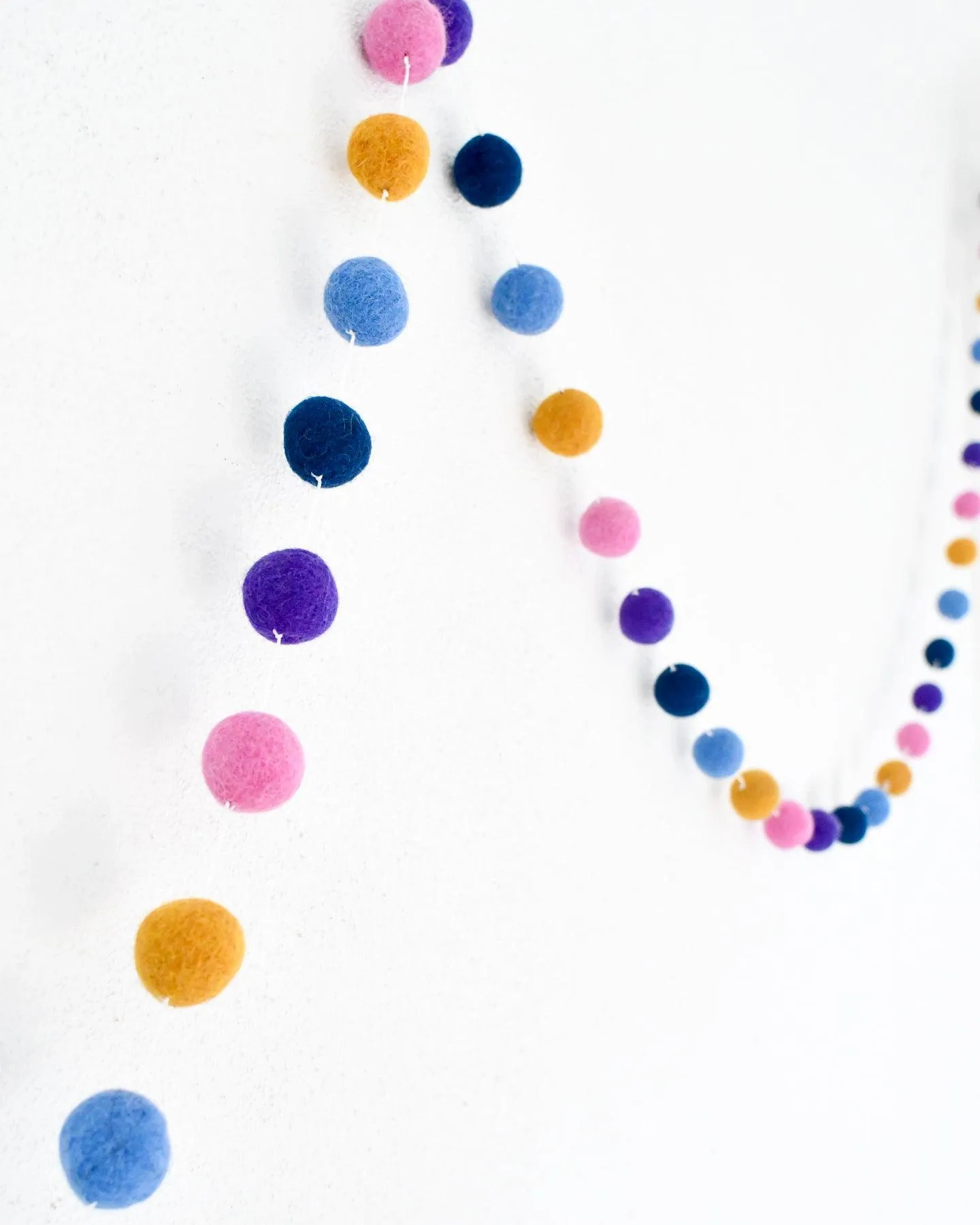 Pompom Felt Ball Garland - Confetti