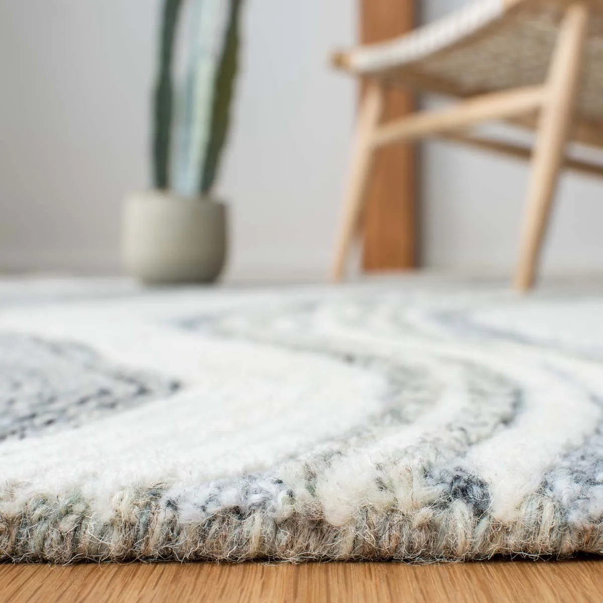 Safavieh Fifth Avenue 121 Rug, FTV121
