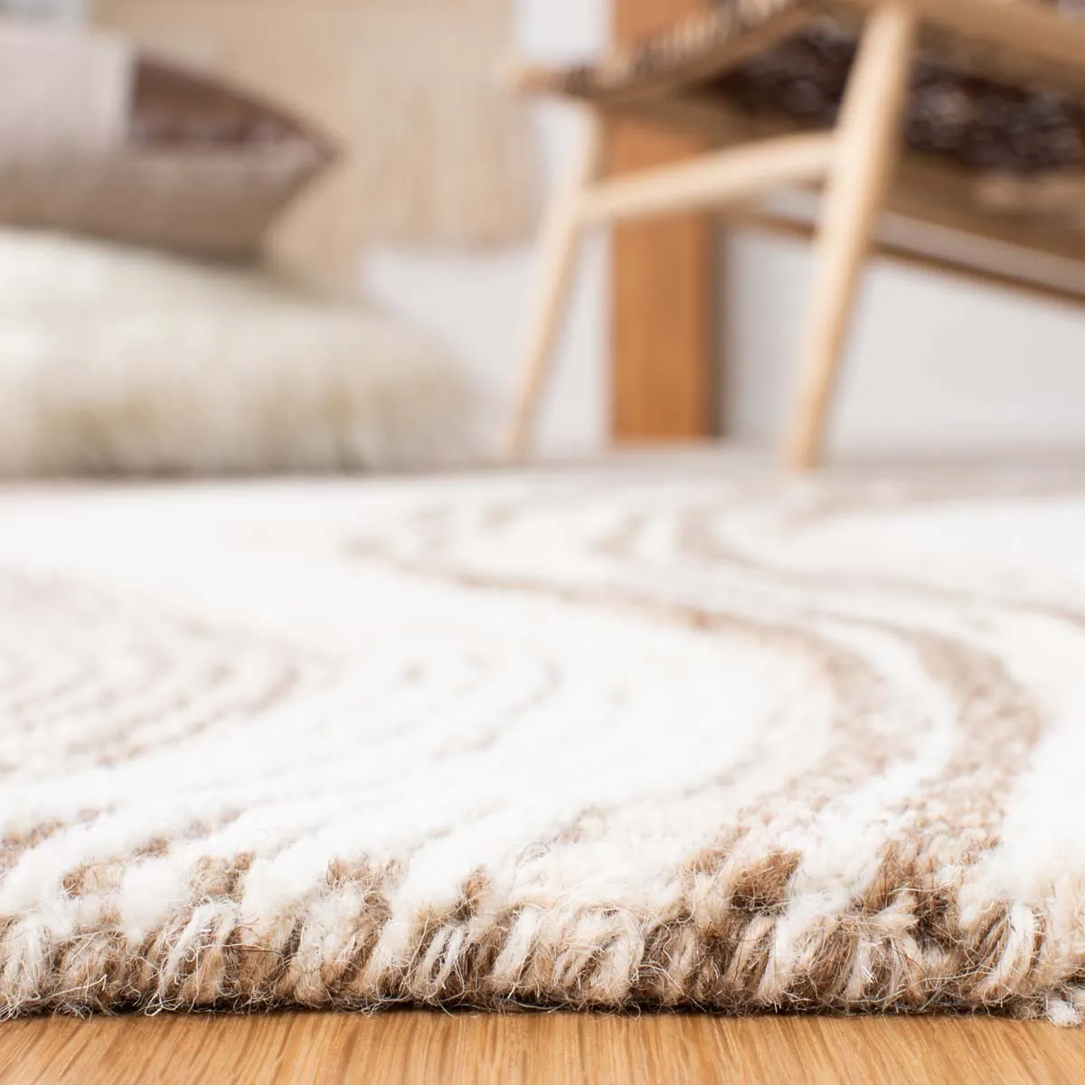 Safavieh Fifth Avenue 121 Rug, FTV121