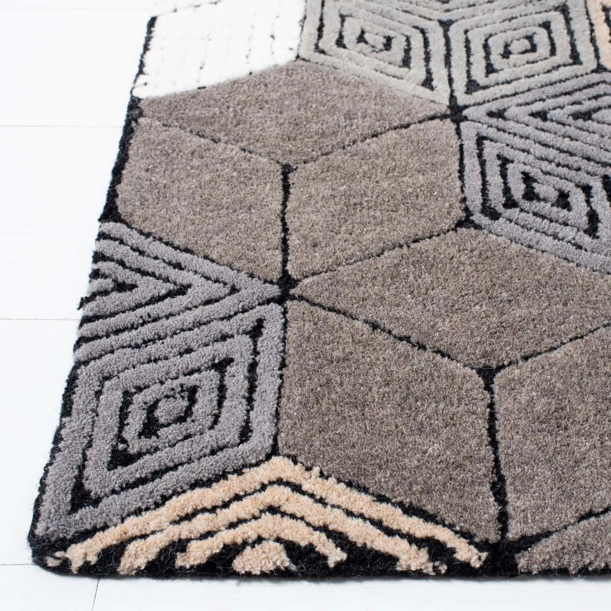 Safavieh Fifth Avenue 130 Rug, FTV130