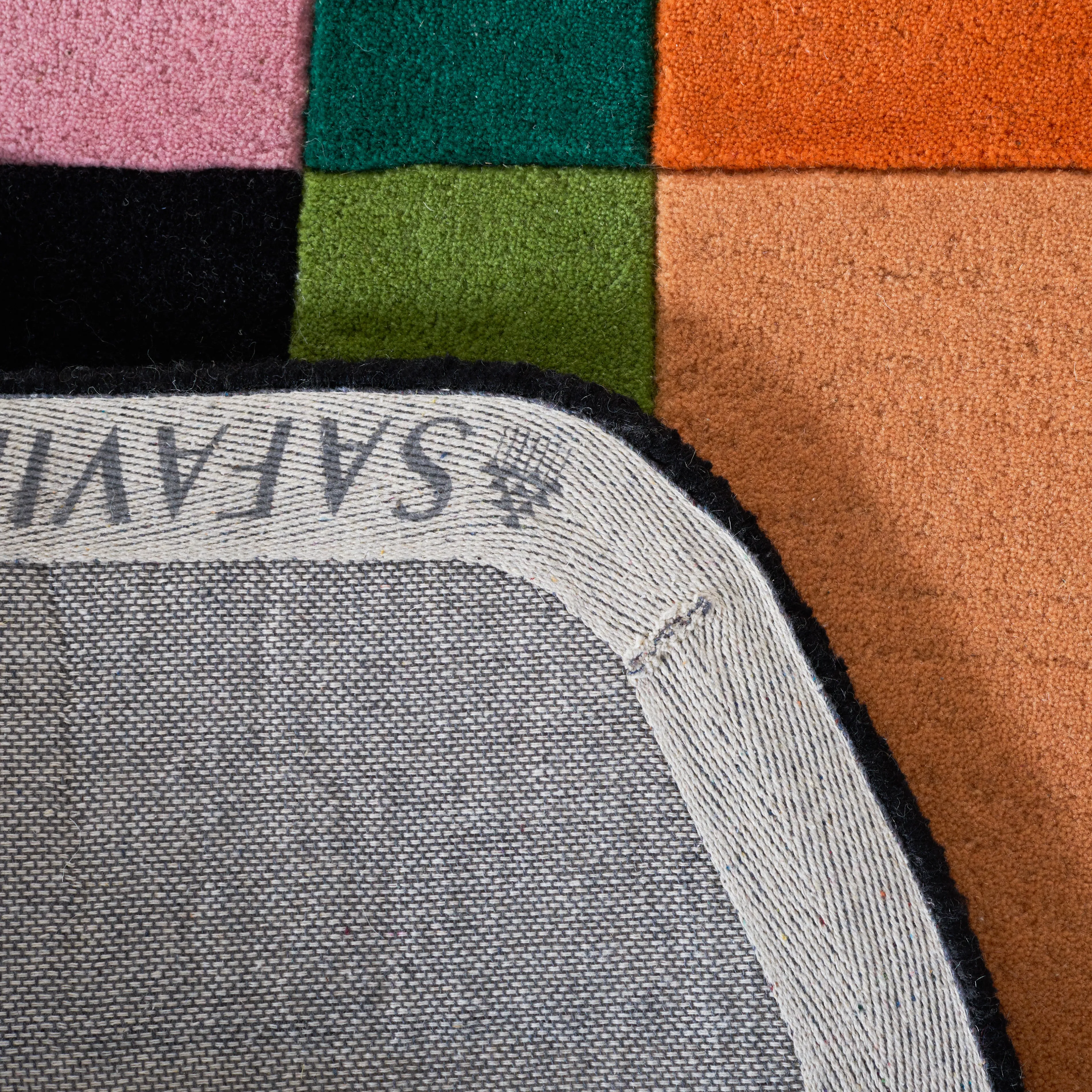 Safavieh Fifth Avenue 147 Rug, FTV147