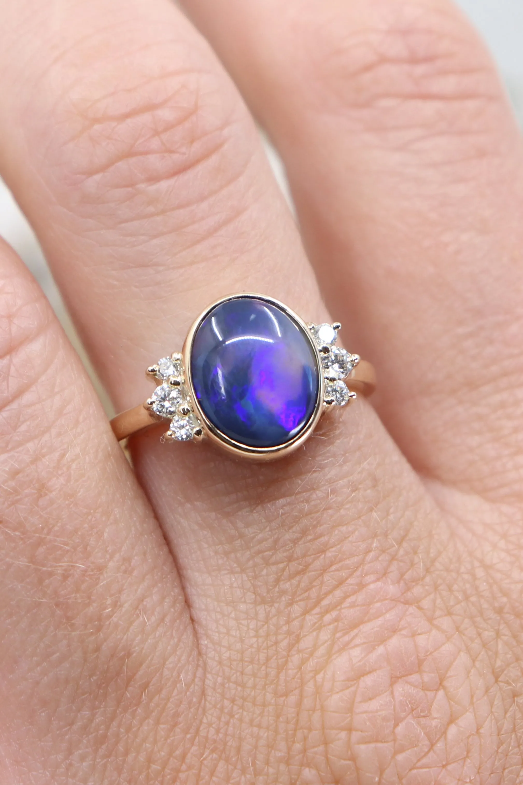 Solid Australian black Coober Pedy 14k Yellow Gold