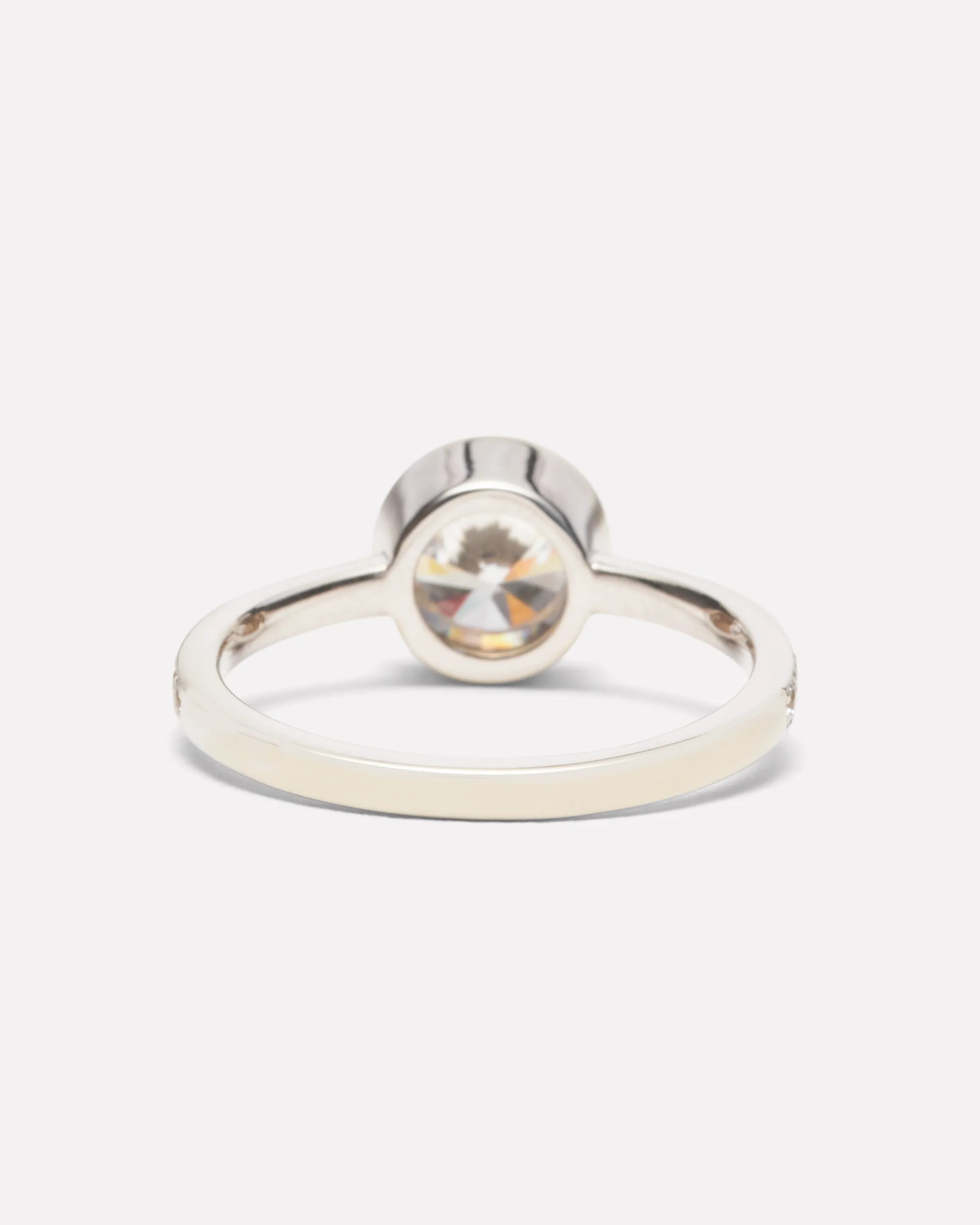 Stella - Round Brilliant Cut