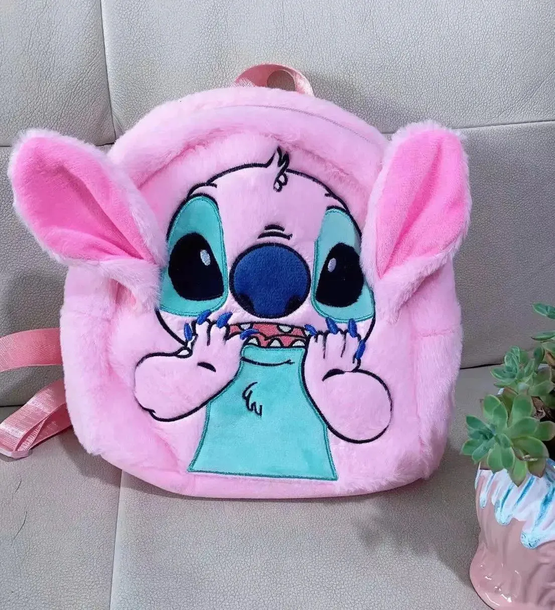Stitch Handbag – Your Everyday Companion for Comfort and Convenience
