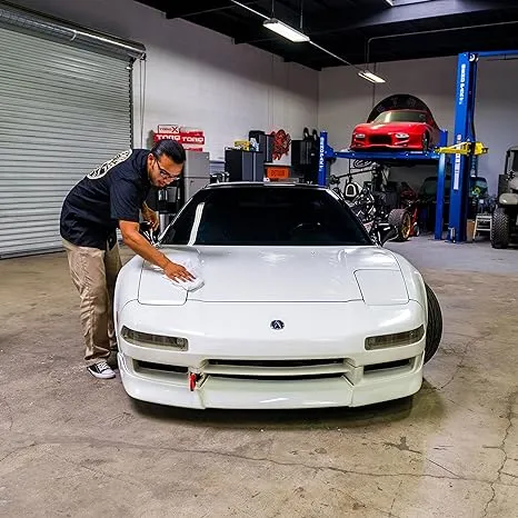 White Wax for White and Light Colored Cars